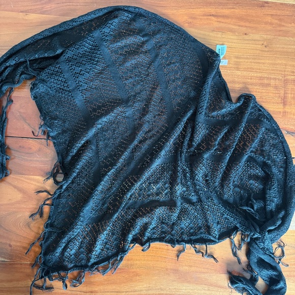 🦊 Forever 21 Black Knit Scarf Wrap - Picture 3 of 6